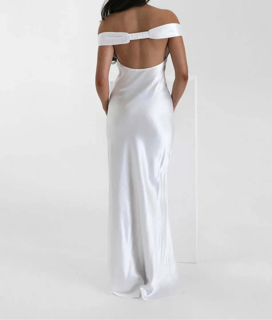 שמלת סאטן-ג'ורדן