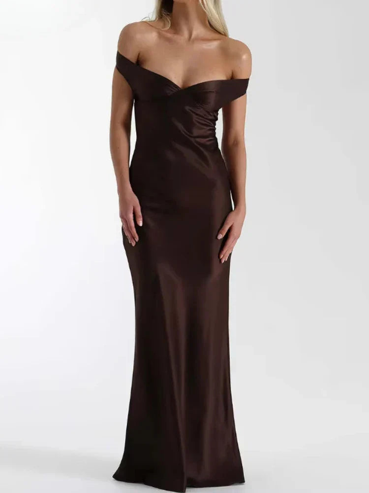 שמלת סאטן-ג'ורדן