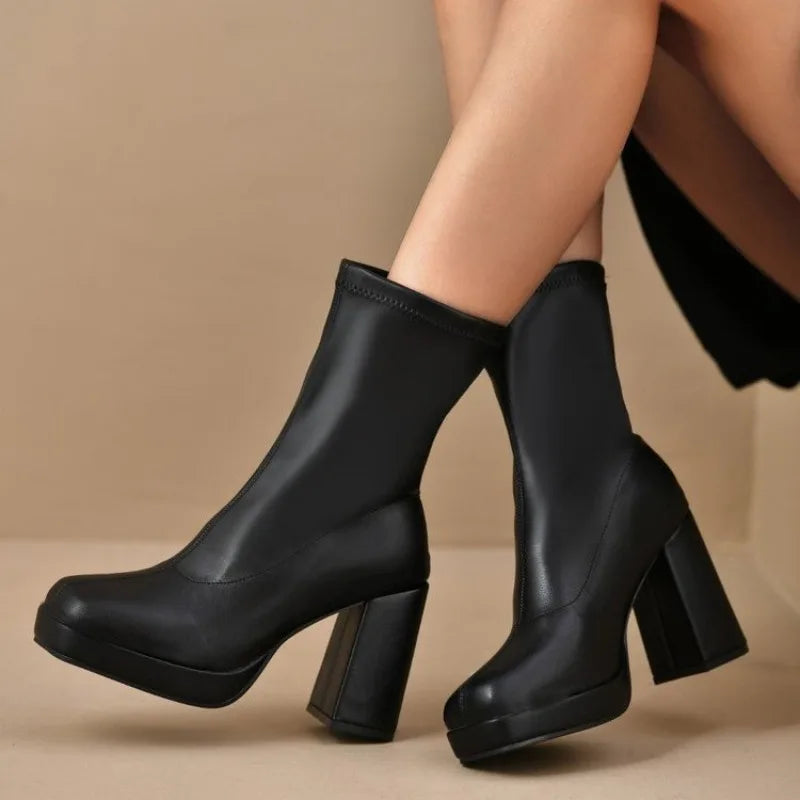 מגפיים דגם מיכל